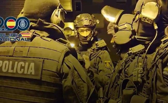 Desmantelan en Madrid a líderes del grupo neonazi 'Suburbios Firm'