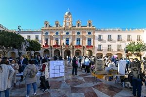 Más de 350 alumnos participan en el Día Internacional del Migrante
