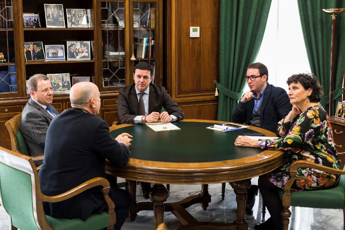 Diputación y Cámara se unen para crear empleo joven en 2020