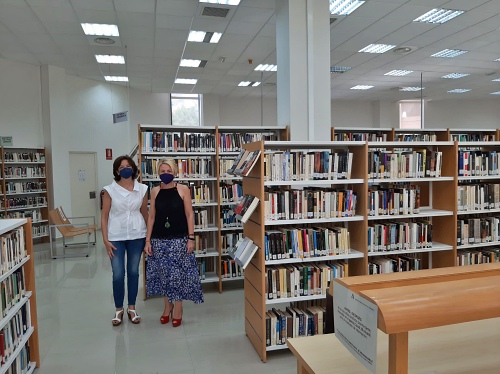 La biblioteca Villaespesa abre el acceso a la sala infantil, bebeteca y hemeroteca