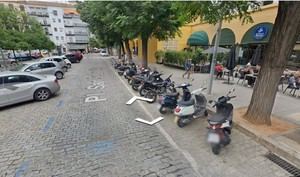 Rama de árbol cae en Sevilla y deja dos heridos