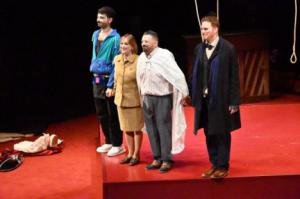 Pepón Nieto brilla junto al resto del reparto de ‘La Pasión infinita’ en el Teatro Auditorio de Roquetas de Mar