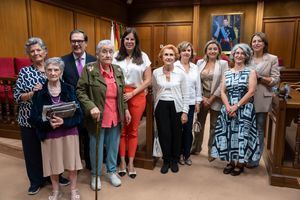 Recibidas en Diputación las primeras alcaldesas de Andalucía