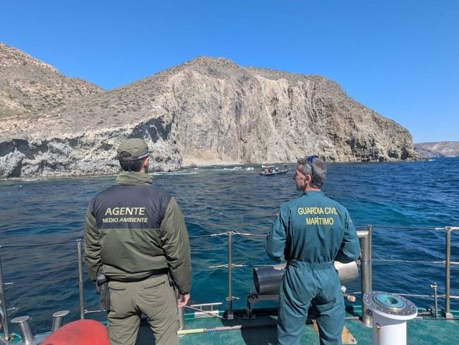 La Junta impone más restricciones a las motos de agua en Cabo de Gata-Níjar