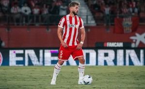 Pulido debuta como titular en el Almería