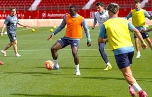 Convocatoria lista para el derbi ante Granada CF