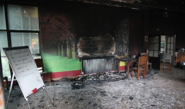 Ataque con cócteles molotov a edificio para menores migrantes en Monforte