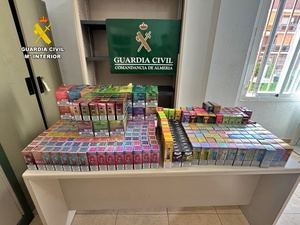 Golpe al mercado ilegal de vapeadores en Almería