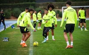 Almería se prepara para el duelo en La Rosaleda