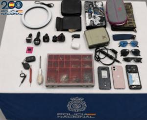 Cae un conocido delincuente tras una oleada de saqueos en vehículos de Almería