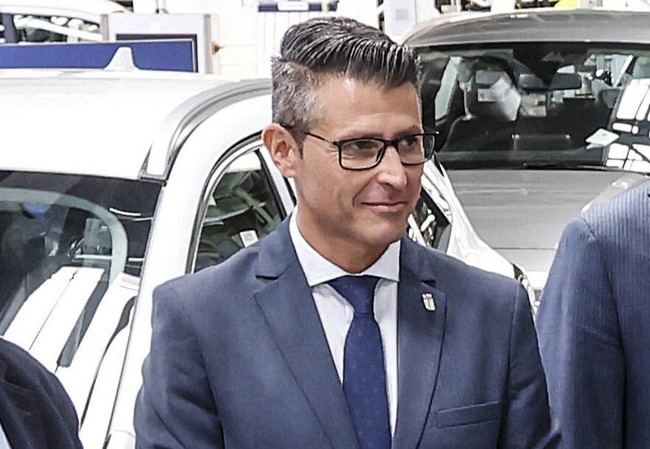 Alcalde de Almussafes deja el PSOE y defiende su inocencia ante denuncia de acoso