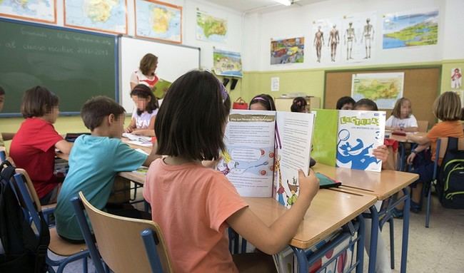 Almería se prepara para la llegada de nuevos libros de texto en Primaria y ESO