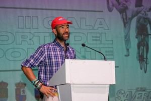 Tractormman recibe premio en la Gala del Deporte del Poniente