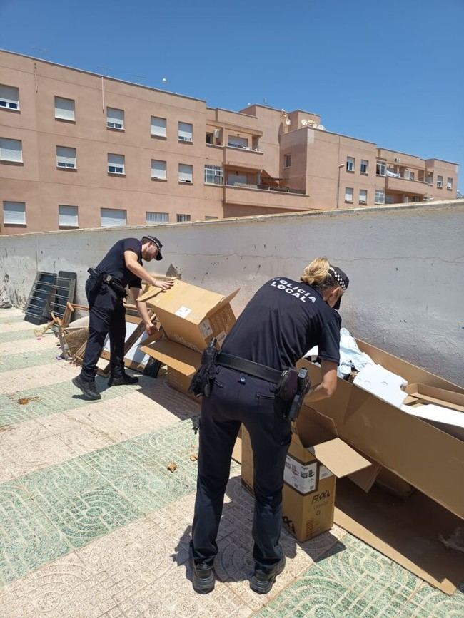Vícar refuerza sanciones contra infracciones de basura