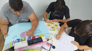 Vícar aborda el bienestar emocional juvenil en actividades por la salud mental