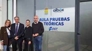 Albox estrena la primera aula informatizada de Andalucía para realizar los exámenes teóricos de la DGT