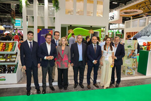 El Ejido destaca su liderazgo en el sector hortofrutícola en la feria Fruit Attraction