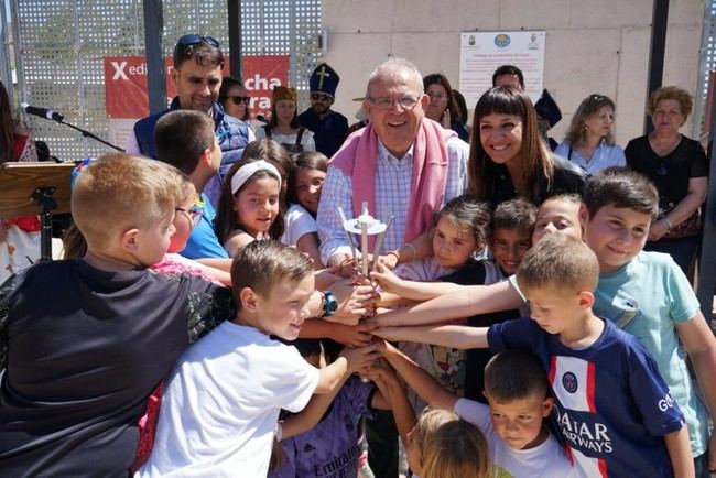 Inauguran la XXV Antorcha de las Letras para el Día del Libro