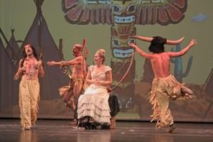 Yllana presenta su comedia "Far West" en Vícar