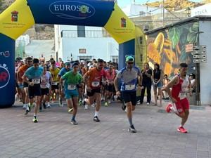 Récord de participación y solidaridad en el II Asfaltrail Villa de Vícar