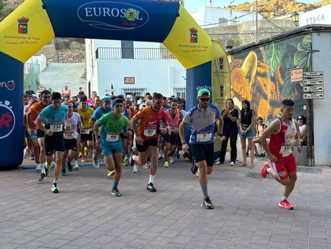 Récord de participación y solidaridad en el II Asfaltrail Villa de Vícar