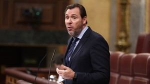 Puente respalda a Renfe tras incidente en trenes Madrid-Andalucía
