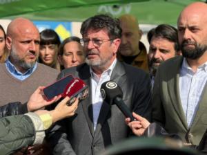 Vox admite que si gobierna impondrá sus ideología en las aulas