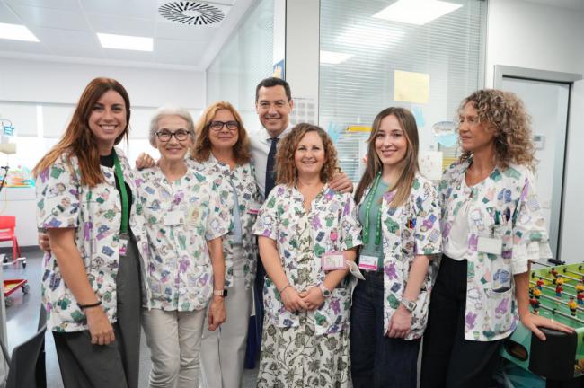 Más de 600 alumnos en las aulas hospitalarias del Materno-Infantil