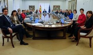 Gobierno planea condonar 85.000 millones en deuda autonómica a pesar del rechazo del PP