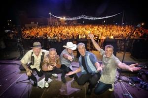 Los Rebeldes regresan a Vícar con su gira "Gente Estridente"