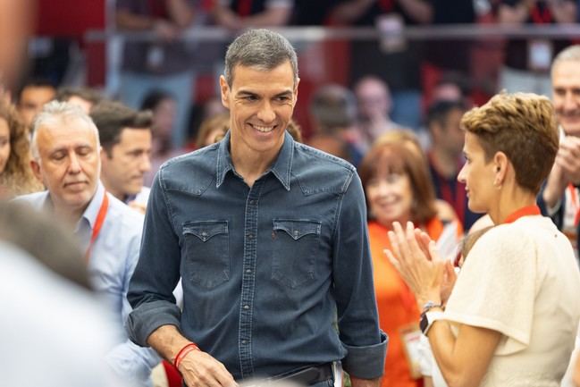 Sánchez se disculpa por confiar en Cerdán y Ábalos: 'Me equivoqué'