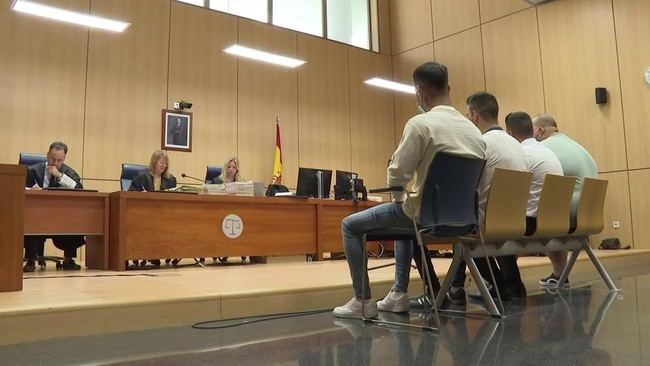 Juicio en Valencia por la violación de una menor por 15 agresores
