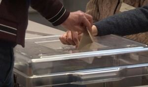 La izquierda triunfa en las municipales de Francia y la extrema derecha no avanza