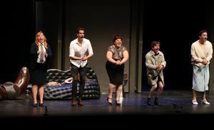 Risas y buen humor con Tete Delgado y Gabino Diego en 'El Intercambio' en el Festival de Teatro de El Ejido