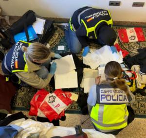 Usaban la identidad de un fallecido para regularizar extranjeros