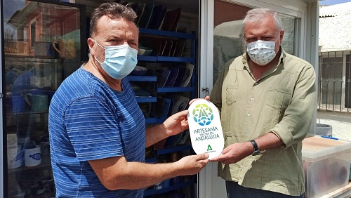 72 artesanos de Almería reciben el distintivo ‘Artesanía hecha en Andalucía’