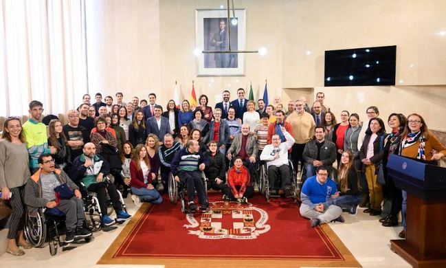 Medalla de oro a los 40 años de compromiso social de Verdiblanca