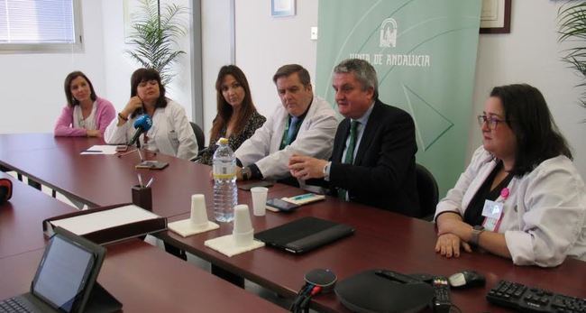El Hospital de Poniente impulsa una Escuela de Pacientes con Dolor Crónico
