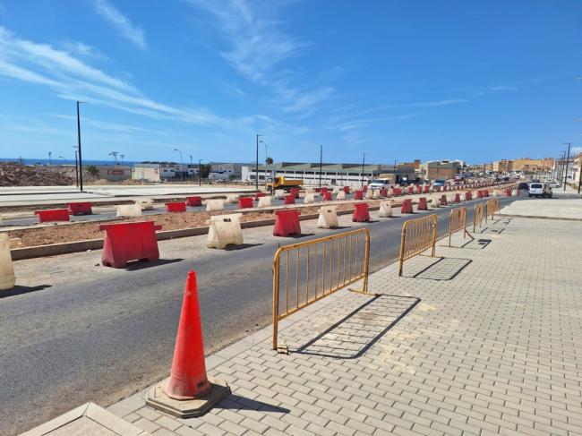 Obras de humanización transforman la N-340A en un bulevar peatonal
