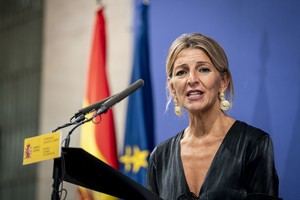 Yolanda Díaz aboga por discutir la reducción de jornada laboral