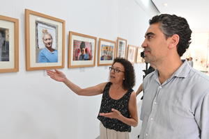 La Sala Jayrán se llena de gentes de los distintos barrios de la capital