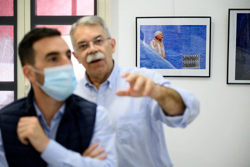 El CIP muestra la idiosincrasia de Chaouen desde cuatro objetivos almerienses