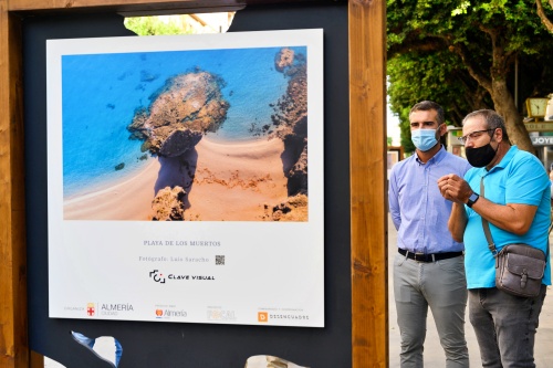 Treinta fotos de ‘Clave Visual’ sobre fauna y flora almeriense en el Paseo de Almería