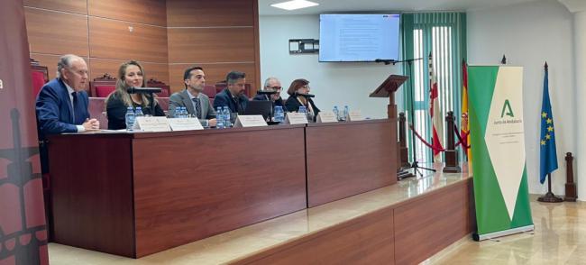 Almería presenta el facilitador judicial para personas con discapacidad