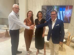 Mabel Mata y Nieves Fernández, ganadoras del Premio Colombine