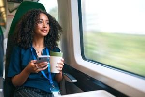 La UE facilita la movilidad de habilidades para más de 185,000 profesionales