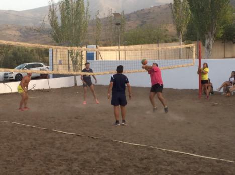 Fiñana sustituye los trofeos deportivos por consumiciones en la localidad