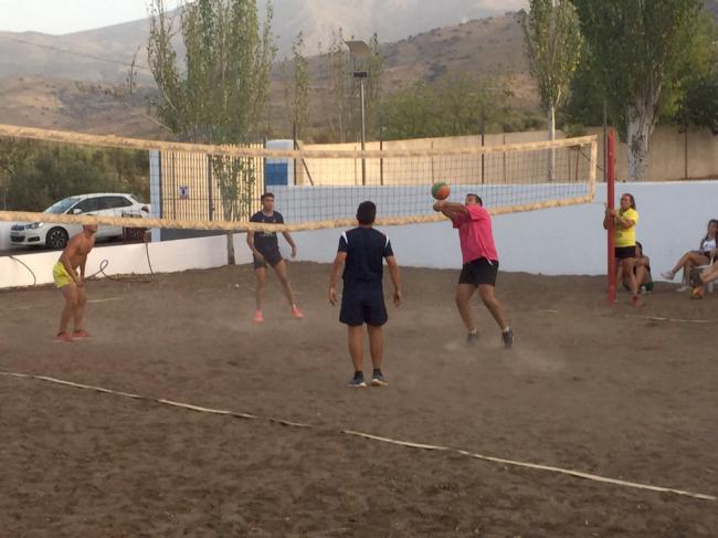 Fiñana sustituye los trofeos deportivos por consumiciones en la localidad