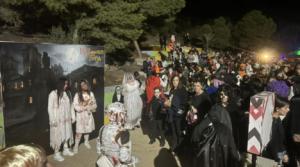 1.500 personas se adentran en el Pasaje del Terror de Berja en un multitudinario Halloween