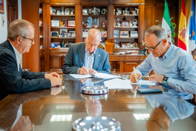 Roquetas de Mar avanza en sostenibilidad hídrica con nuevo contrato de agua regenerada